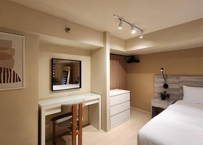 Penthouse Interior Design With Balcony Unit 3310 *