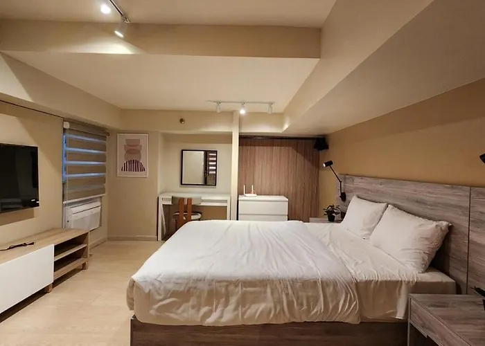 Penthouse Interior Design With Balcony Unit 3310 *