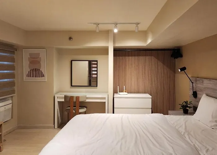 Apartment Penthouse Interior Design With Balcony Unit 3310
